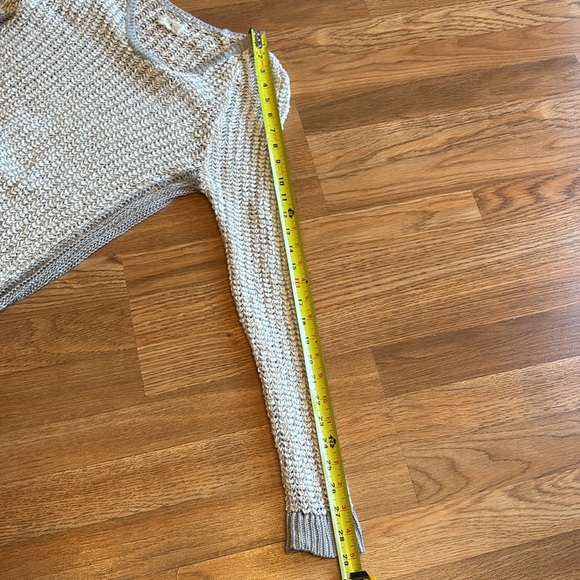 Lou & Grey long sleeve crochet cream with gray trim sweater. Size S. - Picture 16 of 17